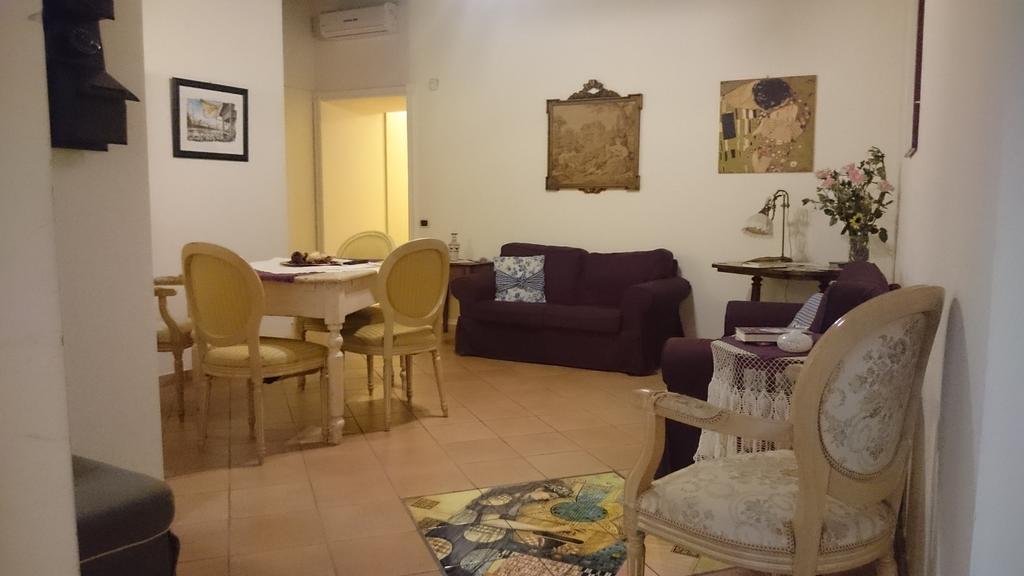 Amalfitani Salerno Centro B&B 외부 사진