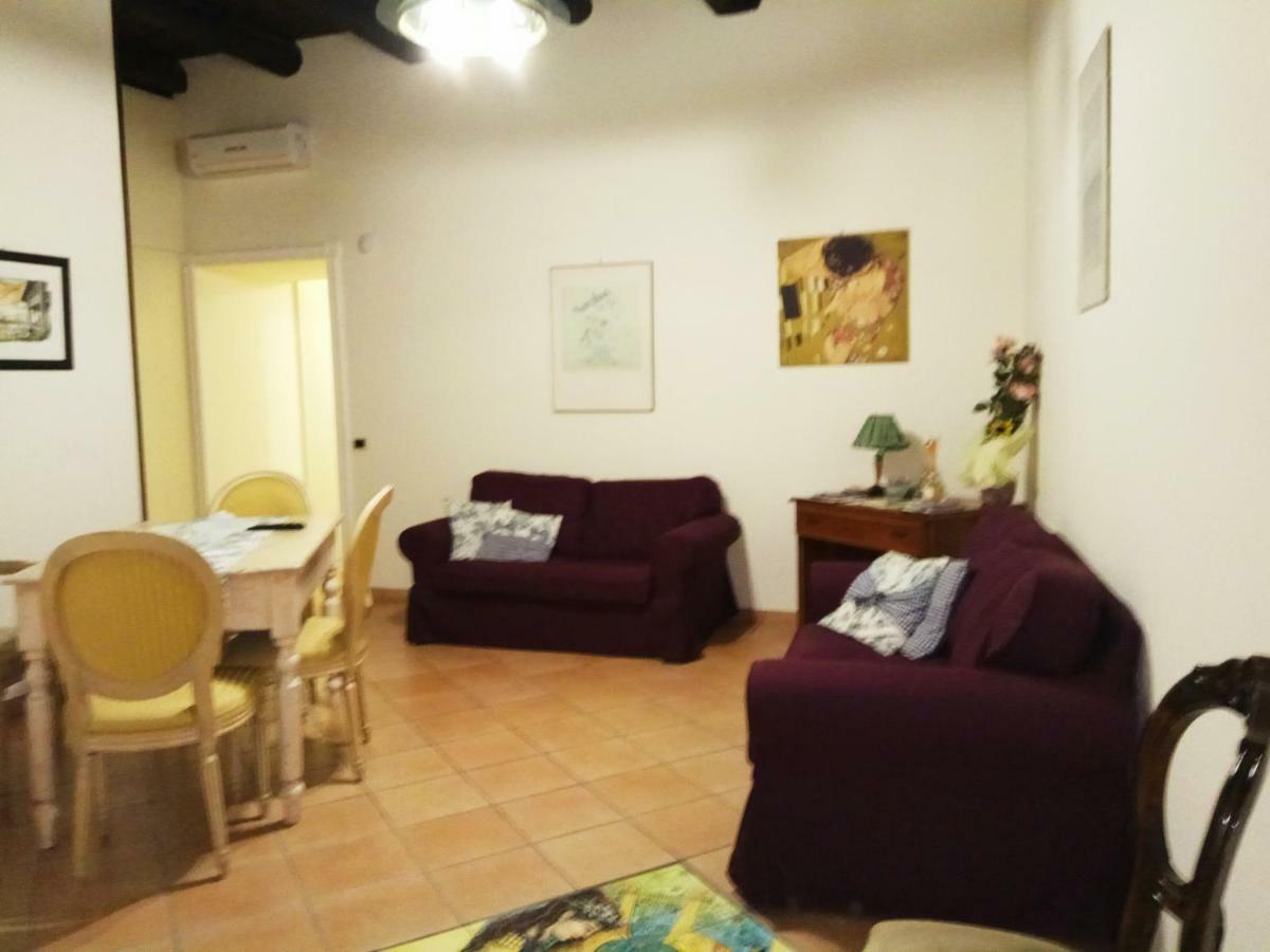 Amalfitani Salerno Centro B&B 외부 사진