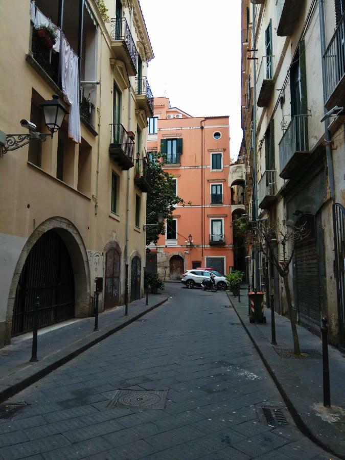 Amalfitani Salerno Centro B&B 외부 사진